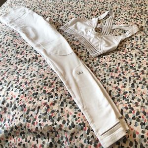 Alo yoga white bra and legging set